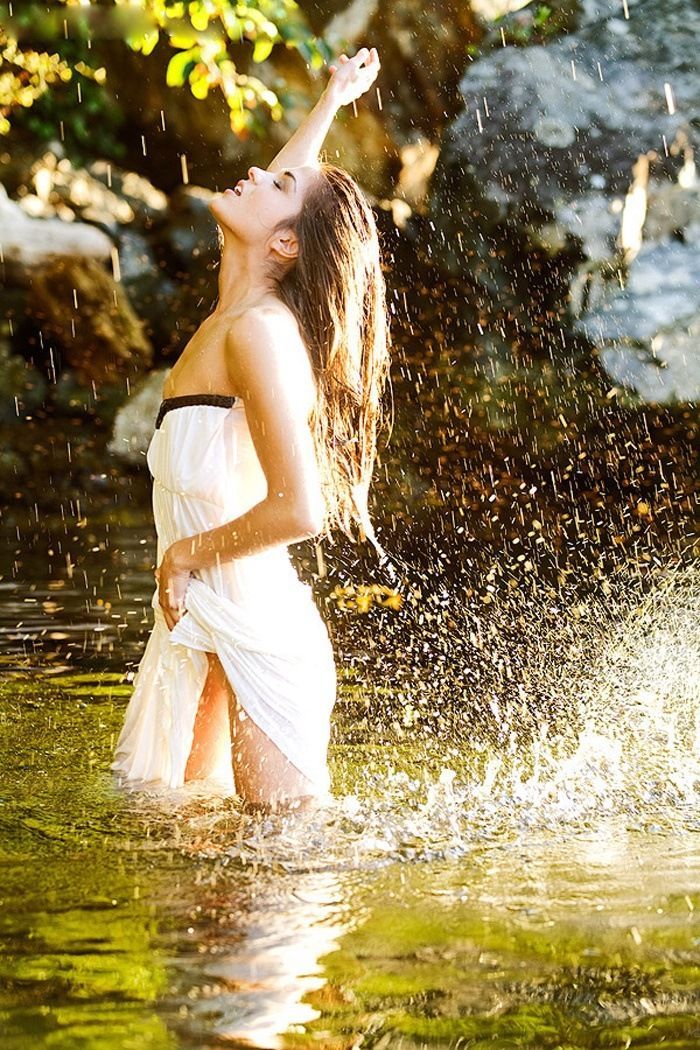 Marie Avgeropoulos in Poznan