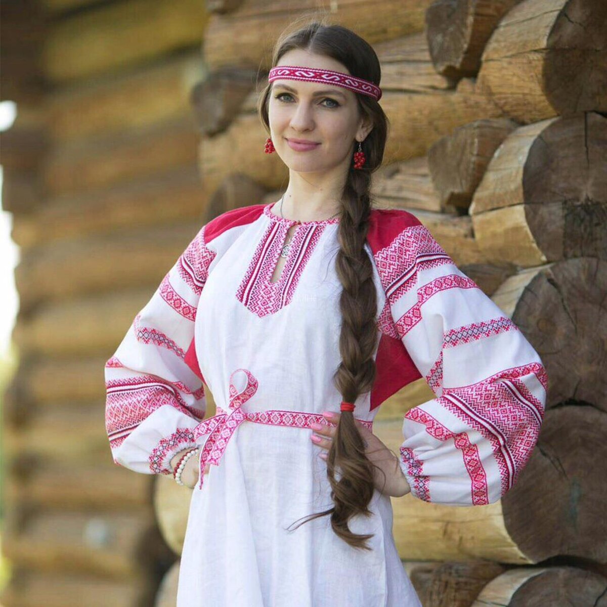 Girls in Slavic costumes in Poznan